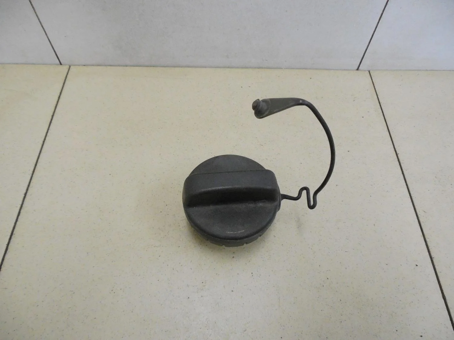 Крышка топливного бака Camry XV40 2006-2011