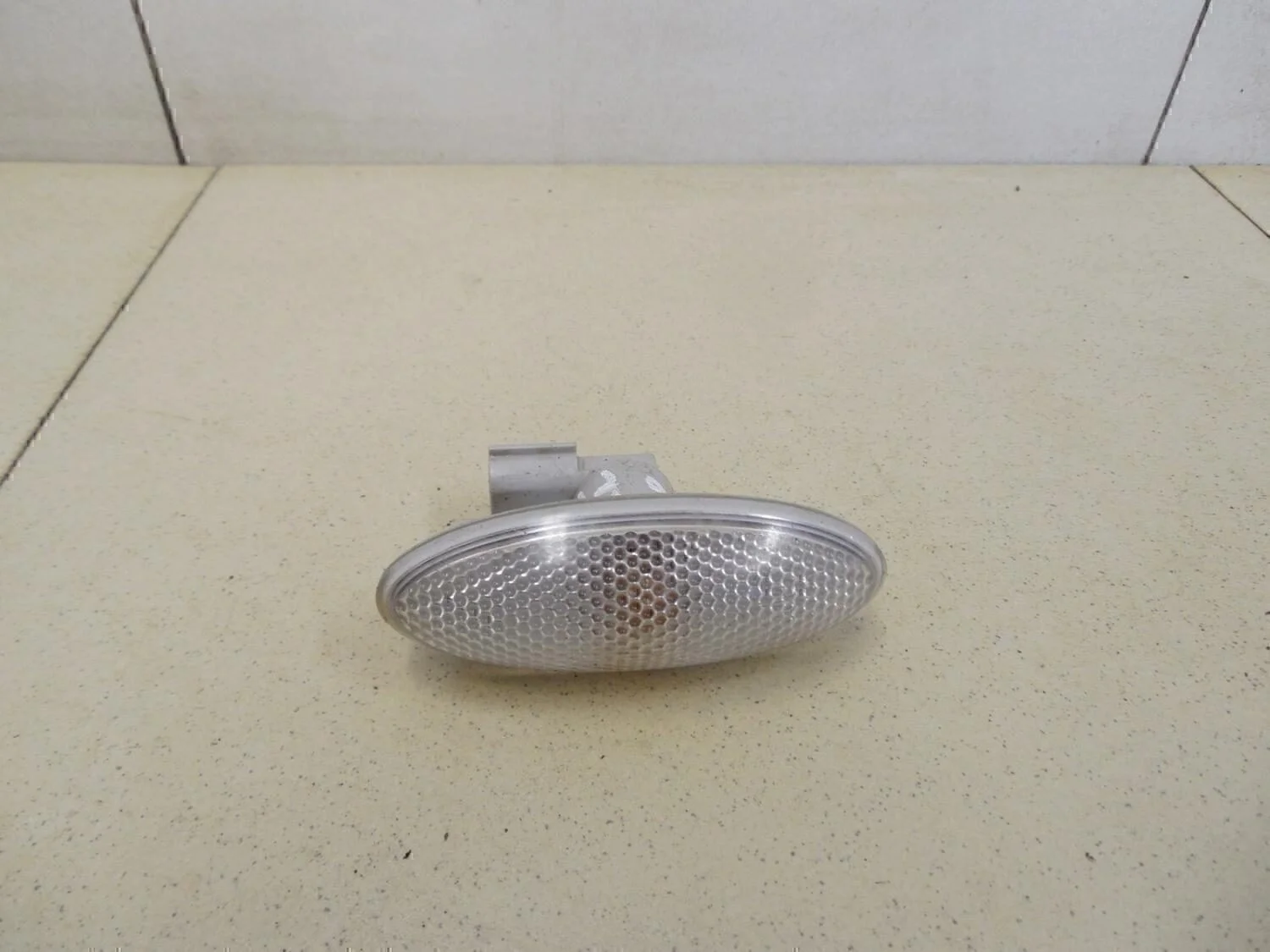 Повторитель на крыло Corolla E15 2006-2013