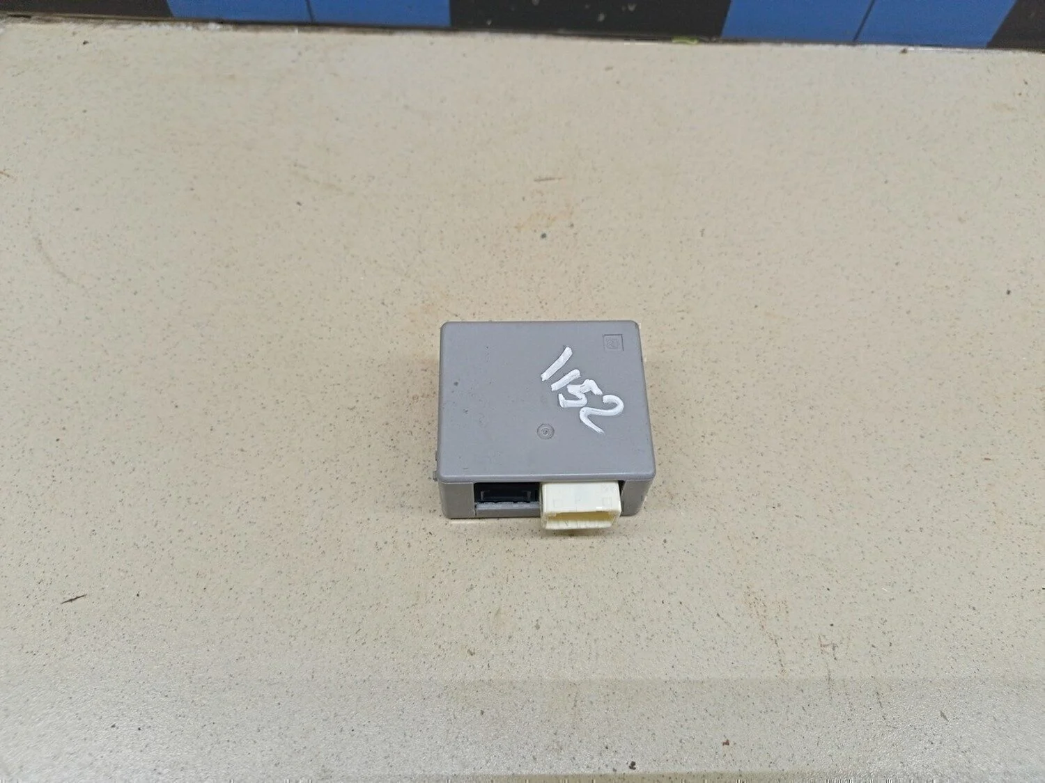 Блок электронный LX 570