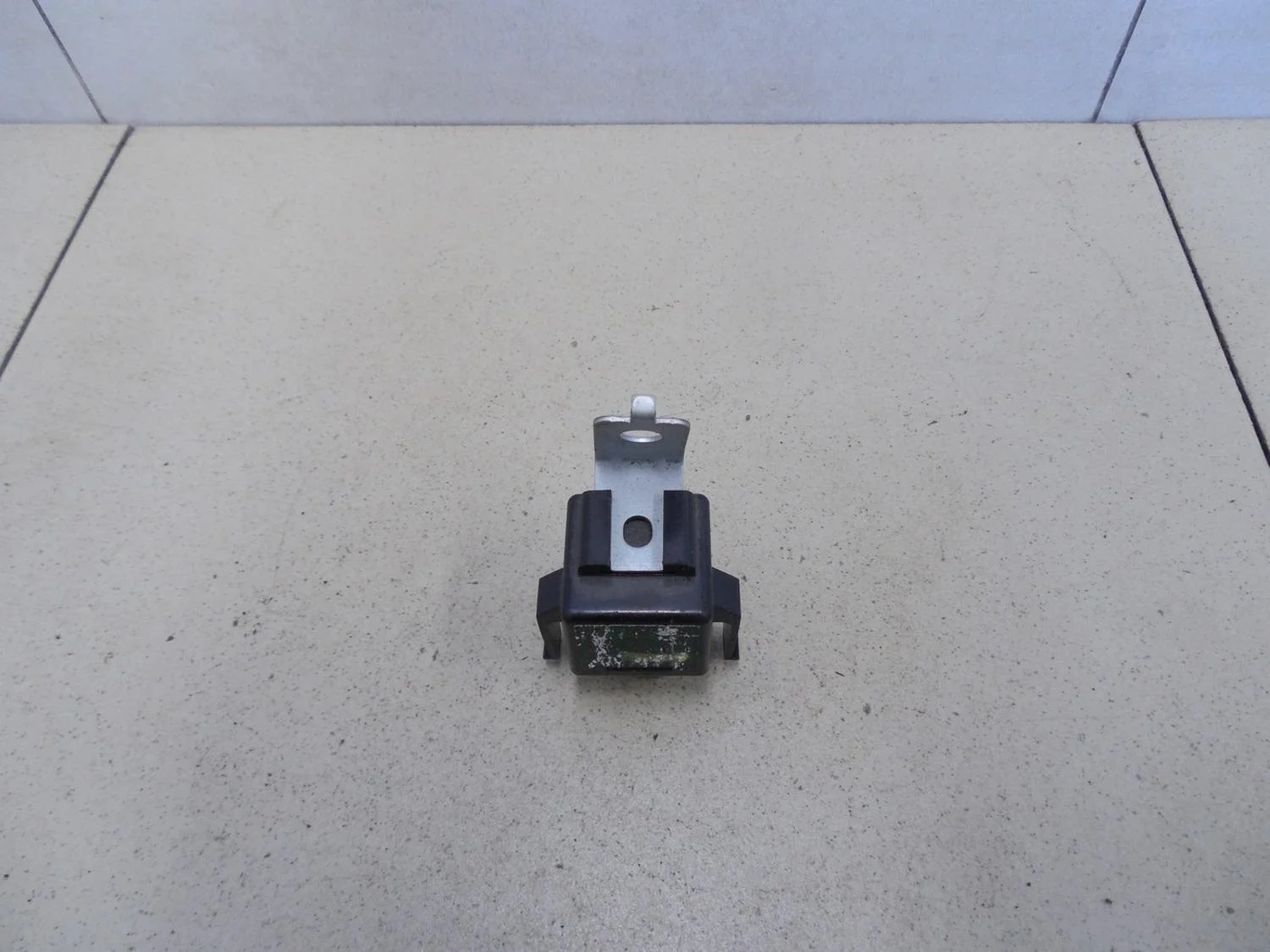 Реле поворотов Solaris 2010-2017