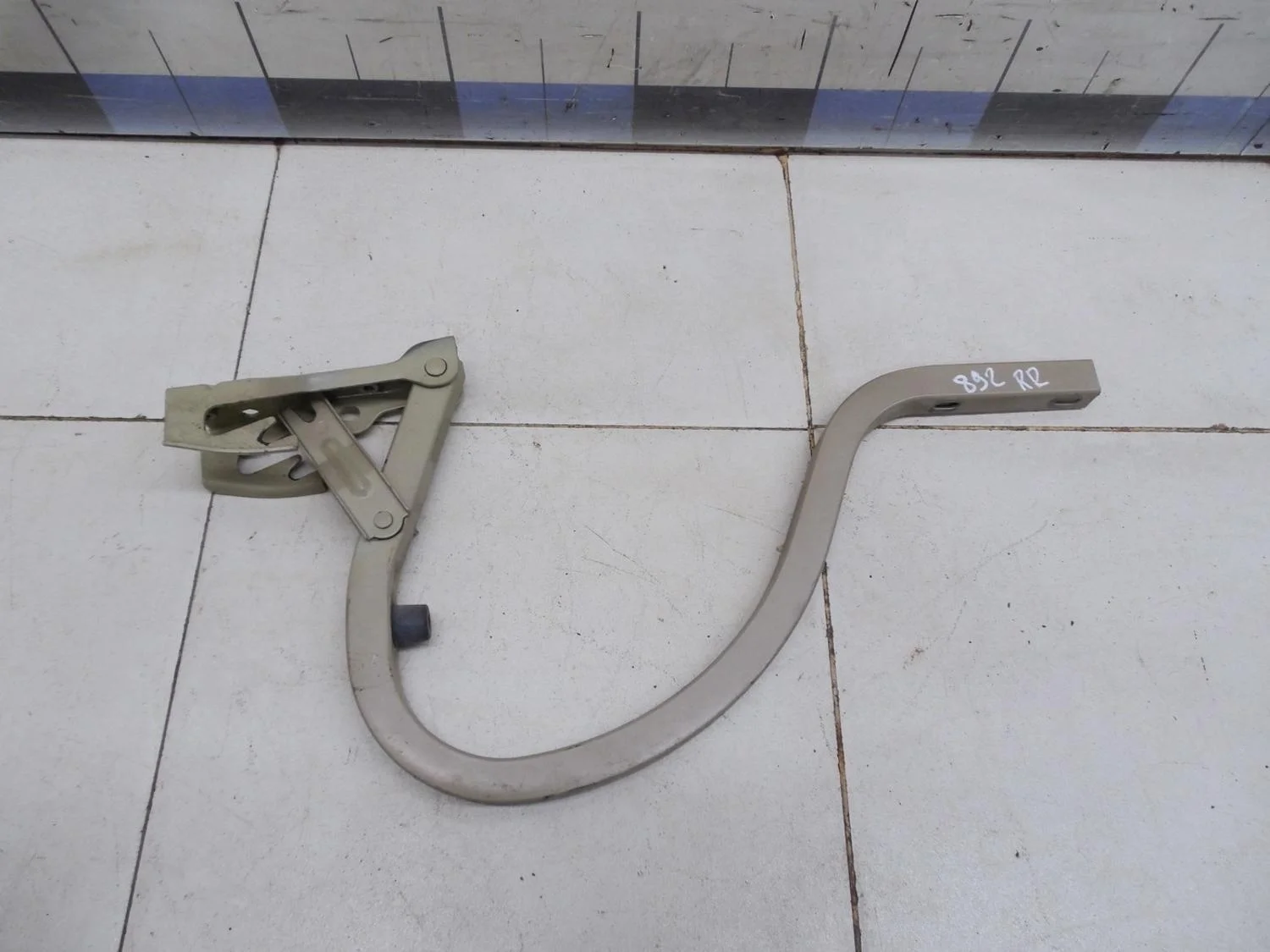 Петля крышки багажника Lacetti 2003-2013