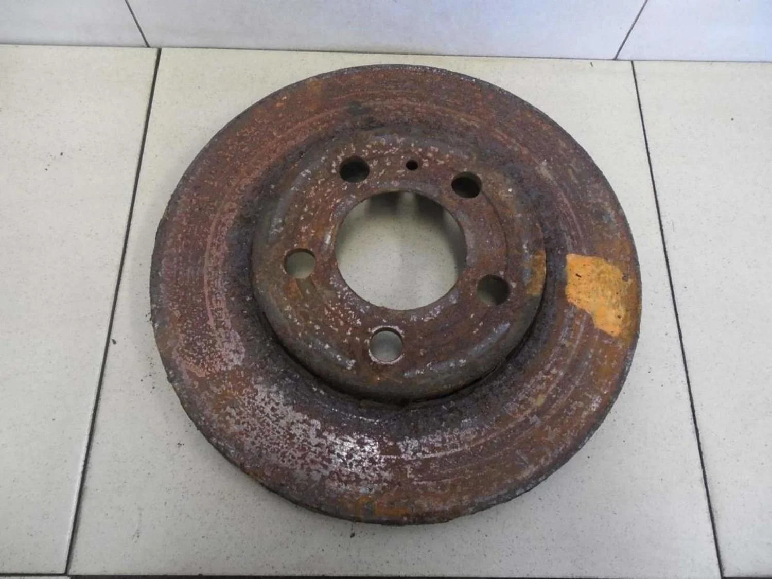 Диск тормозной передний вентилируемый A3 (8L1) 1996-2003