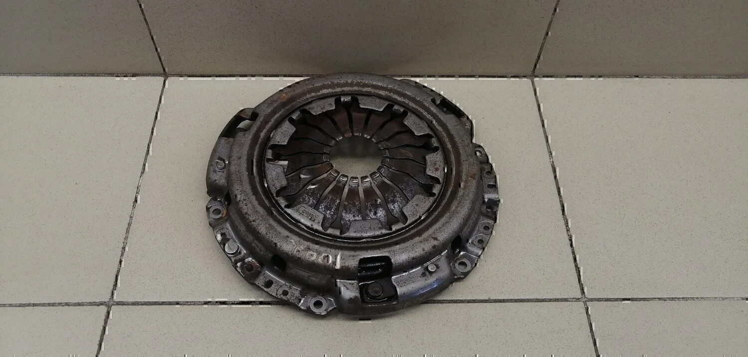 Корзина сцепления Duster 2012>