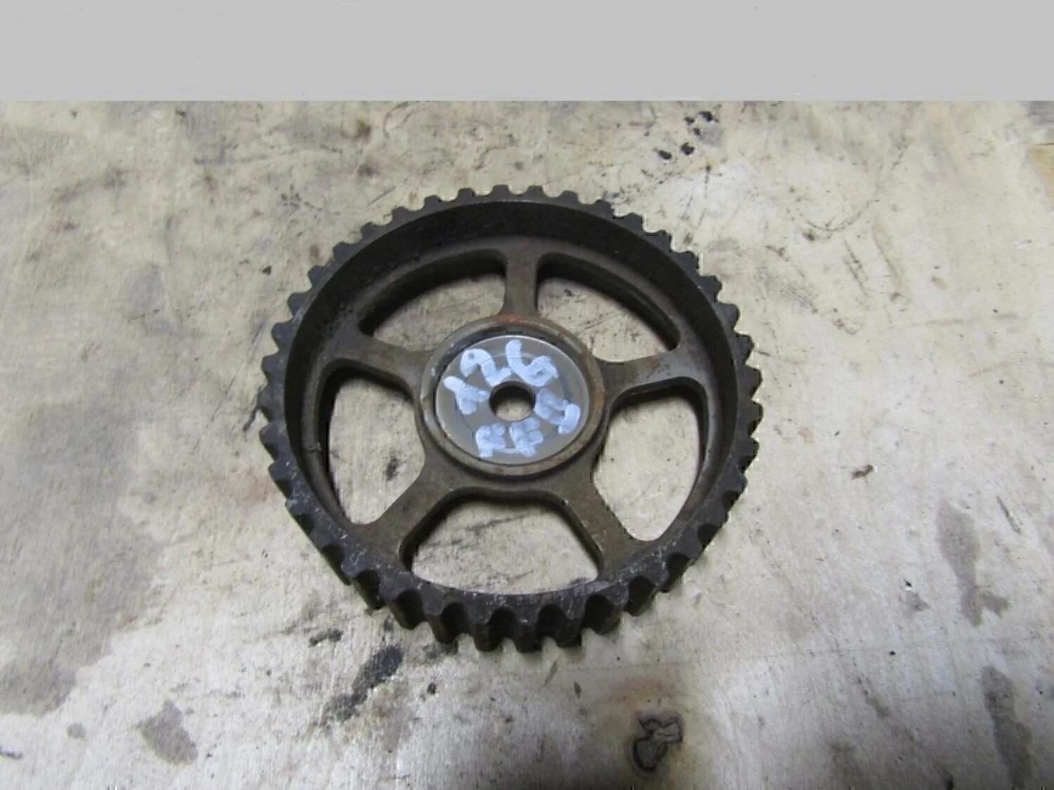 Шестерня (шкив) распредвала Fiesta 1995-2000