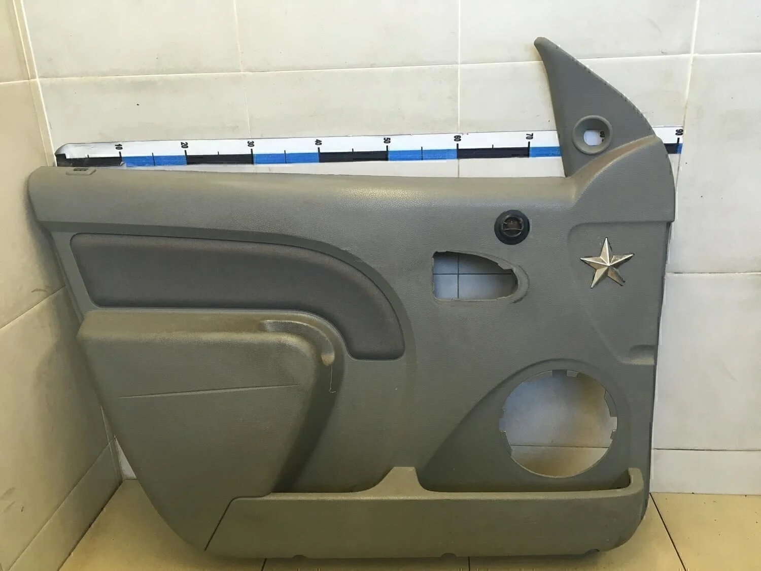 Обшивка двери передней левой Logan 2005-2014