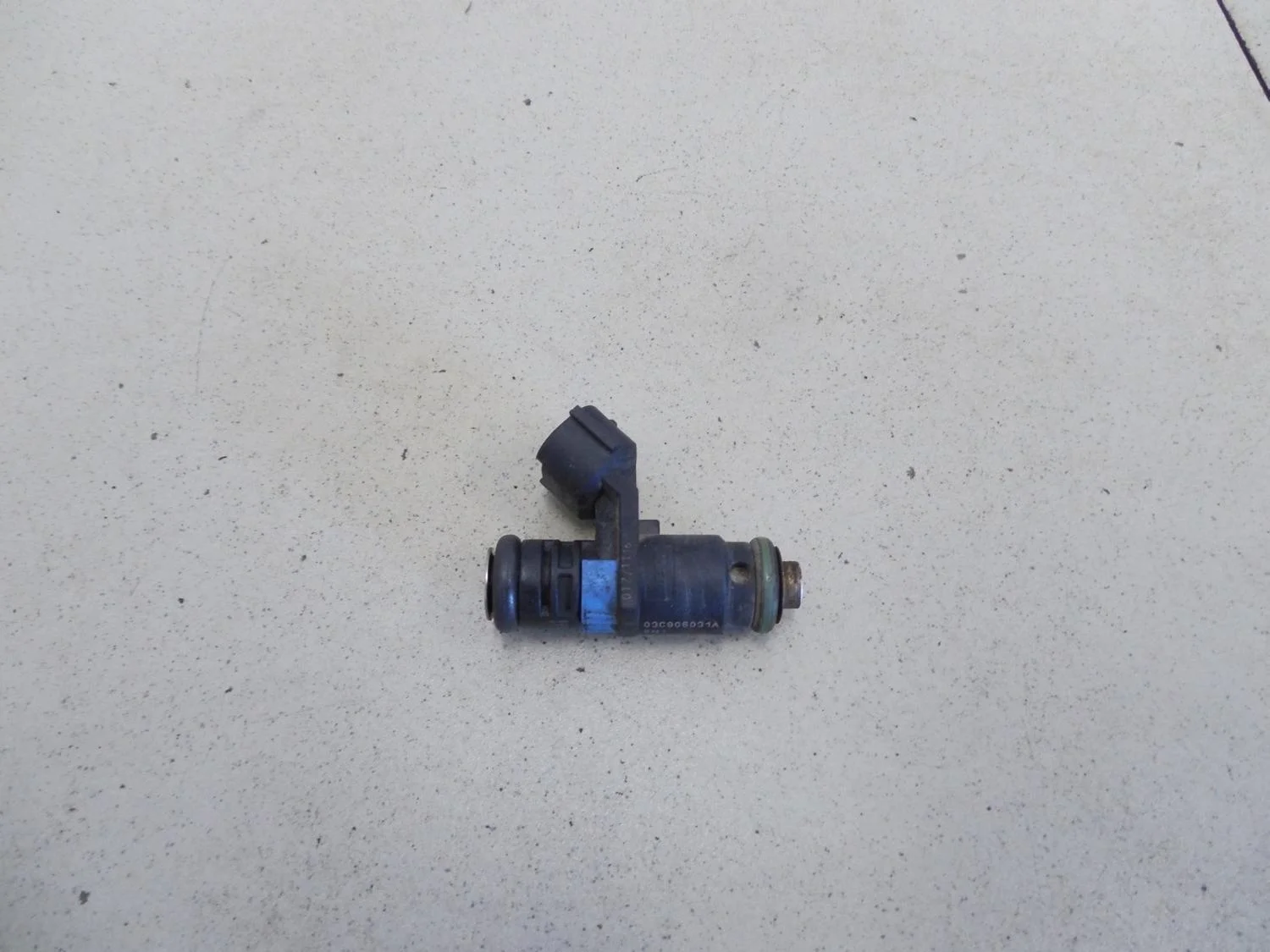 Форсунка инжекторная электрическая Fabia 2007-2015