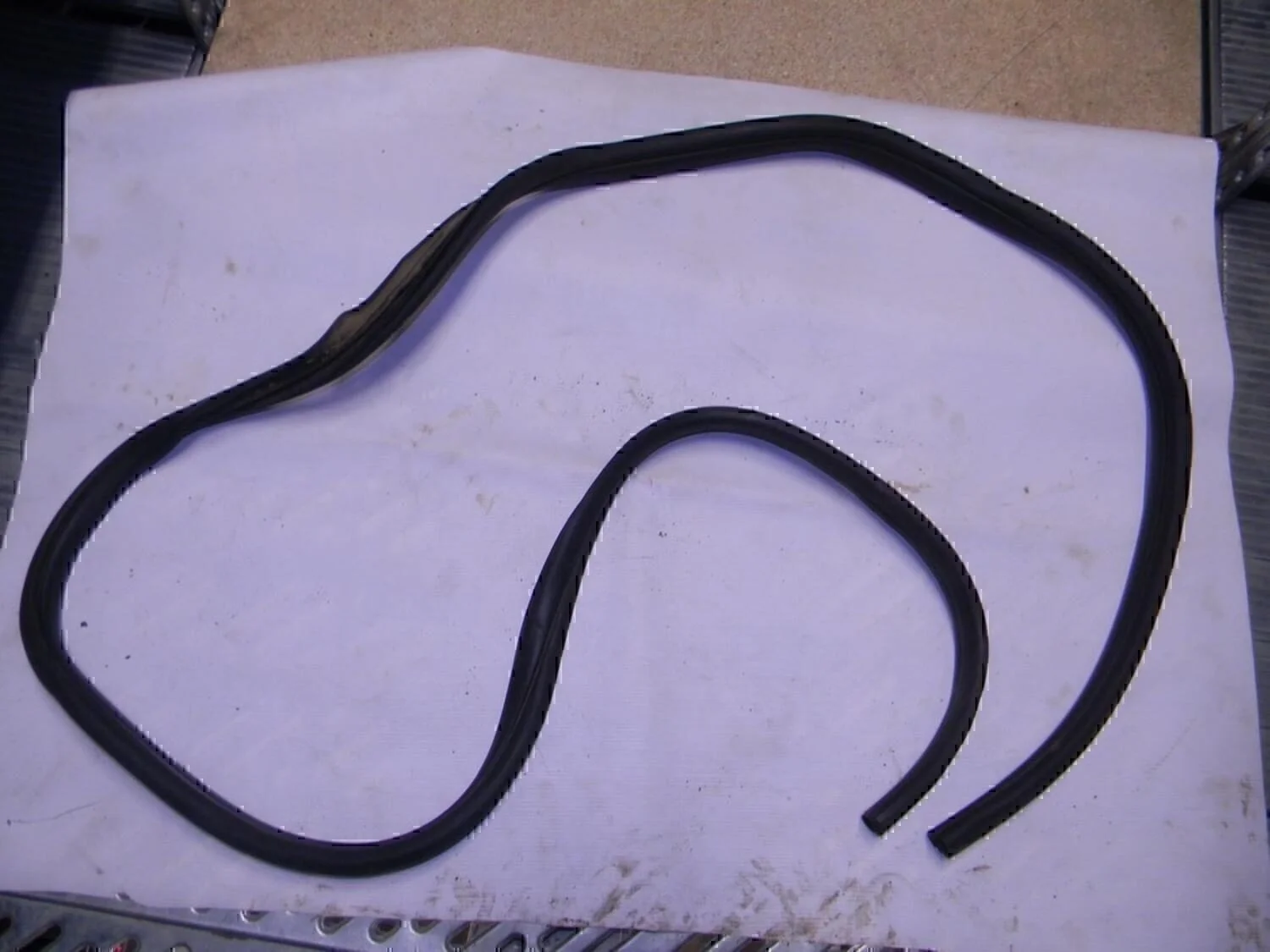 Уплотнитель (внутри) Focus II 2005-2008