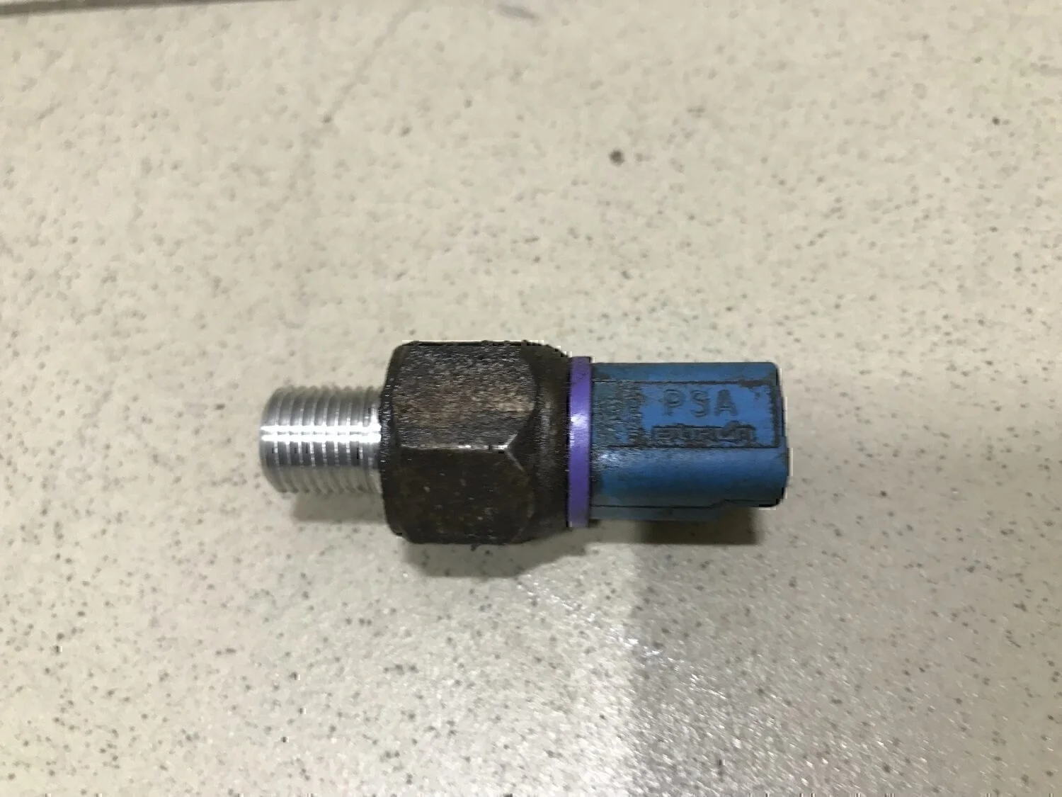 Датчик давления масла Berlingo 1996-2002