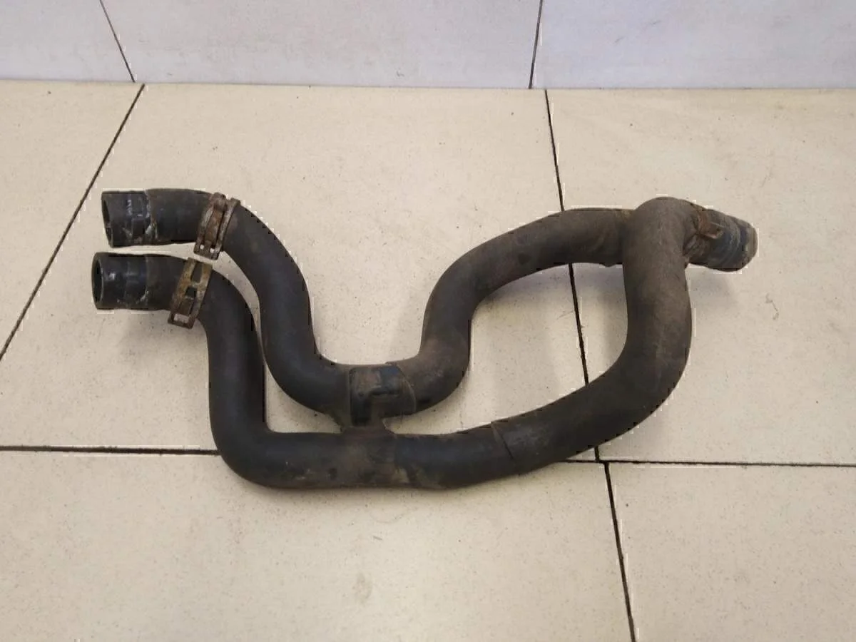 Патрубок отопителя Fabia 2007-2015