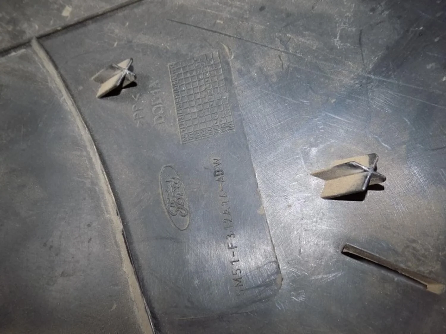 Обшивка багажника Focus II 2005-2008