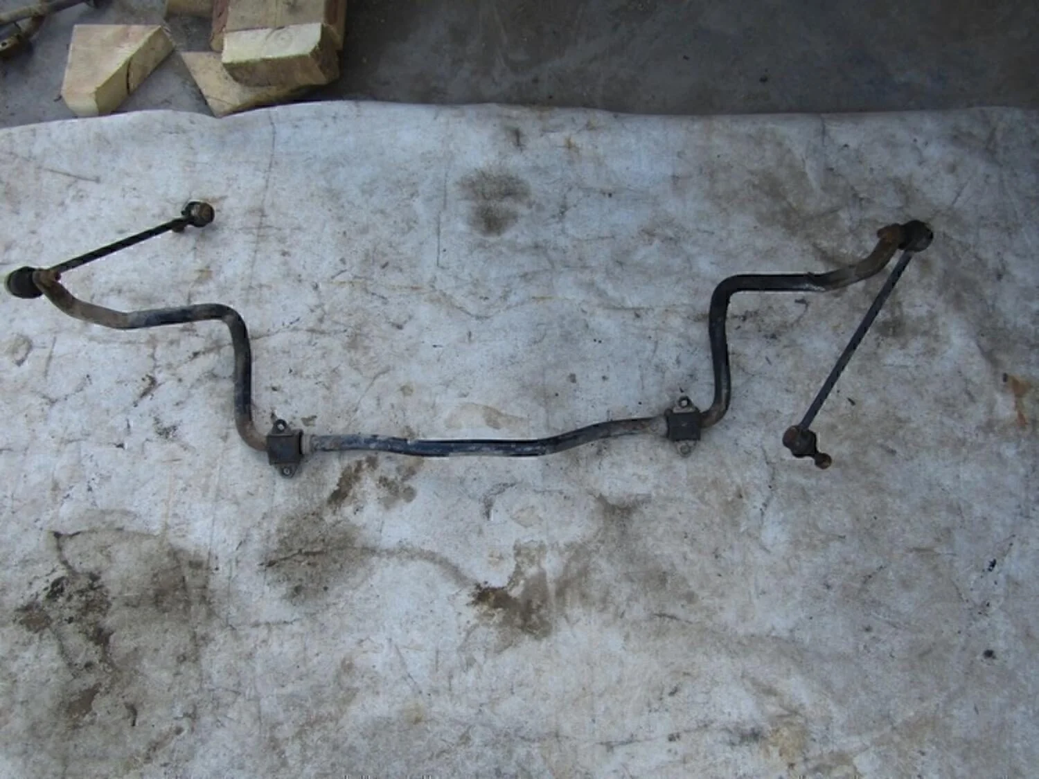 Стабилизатор передний Corolla E12 2001-2006