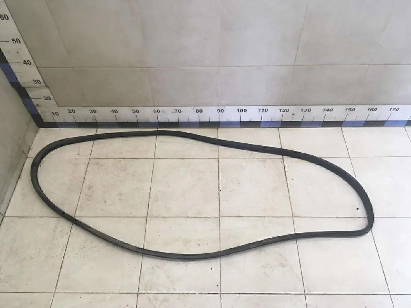 Уплотнитель (внутри) Megane II 2002-2009