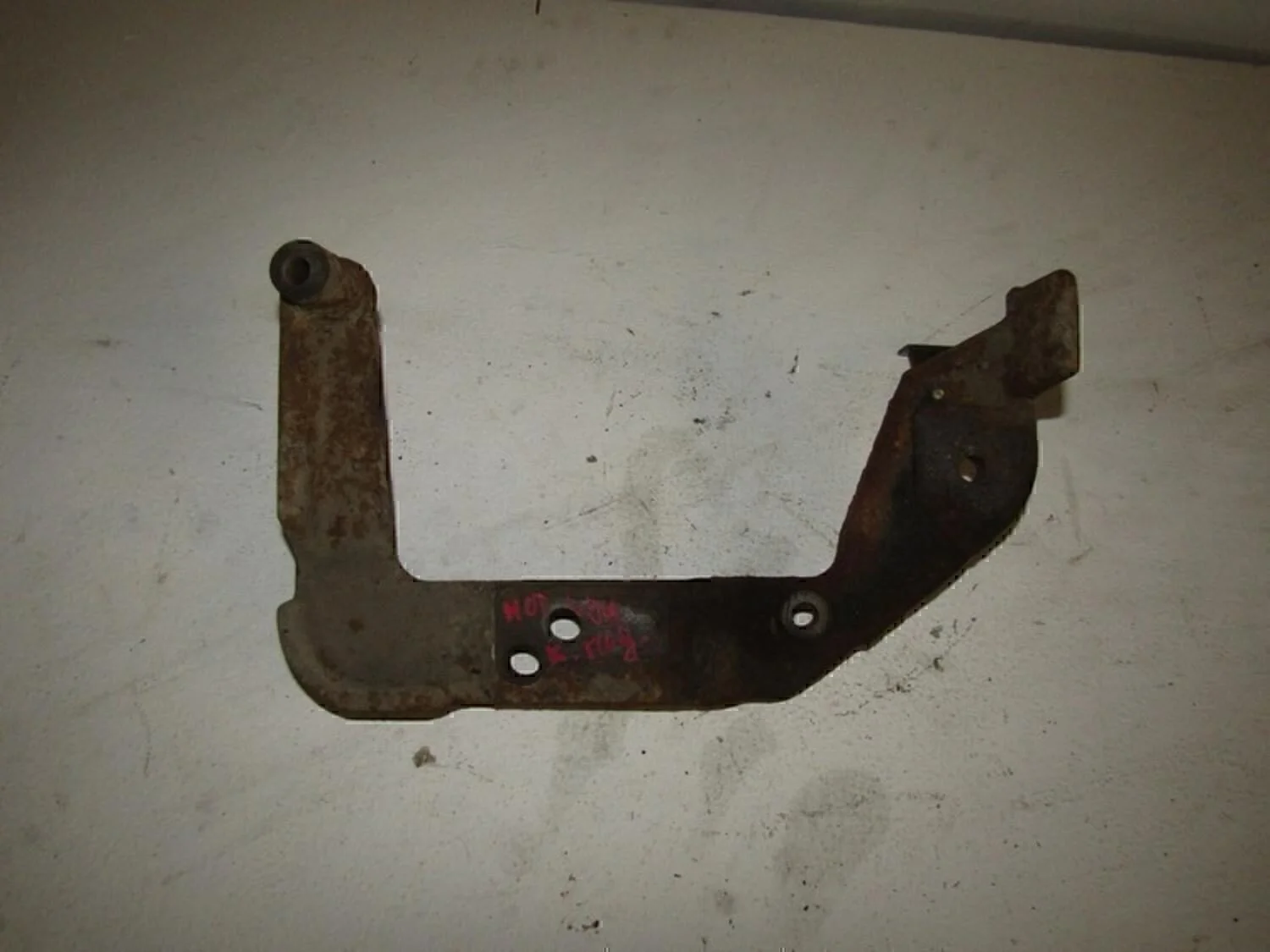 Кронштейн двигателя Micra (K12E) 2002-2010