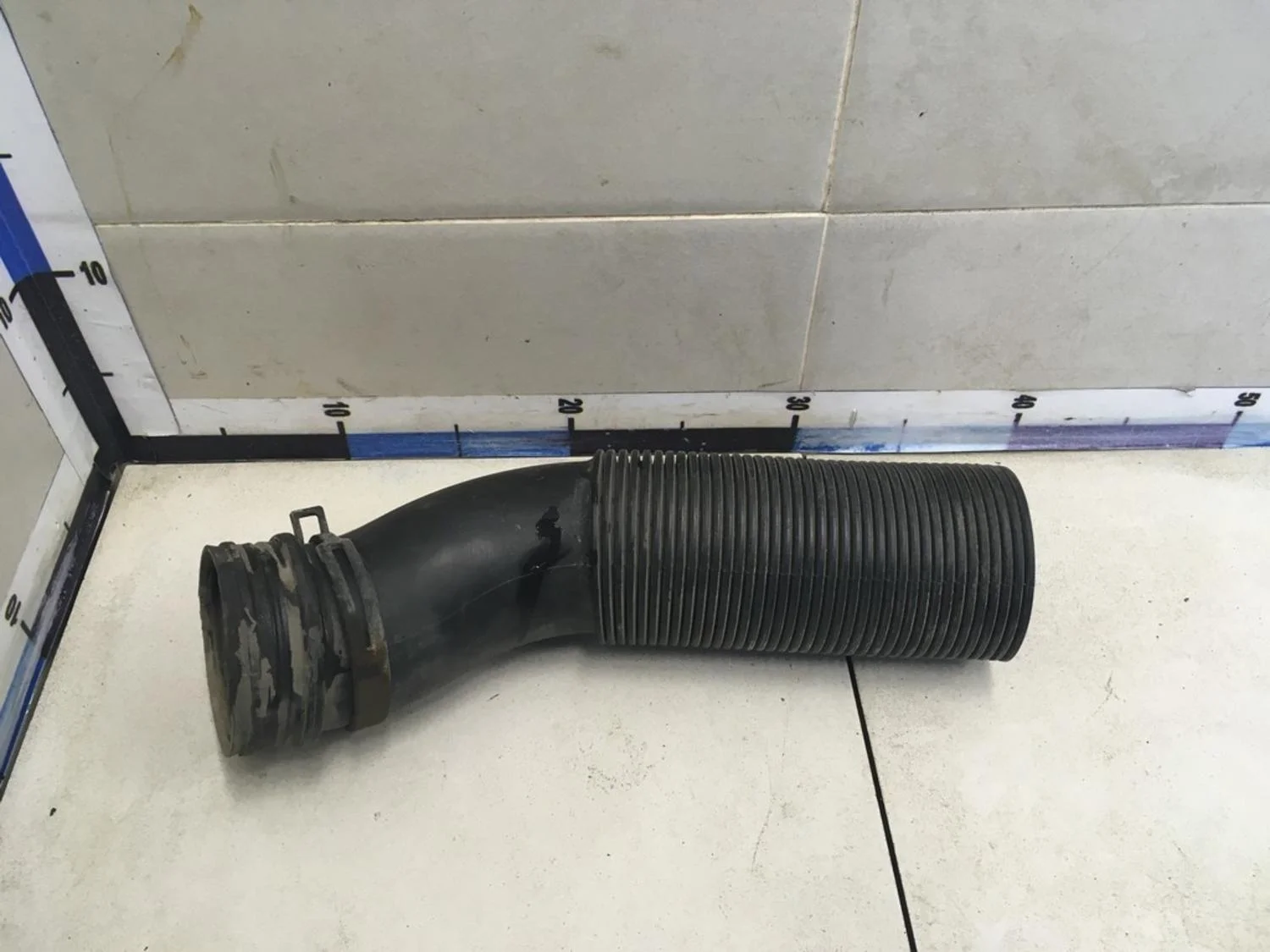 Патрубок воздушного фильтра Fabia 2007-2015