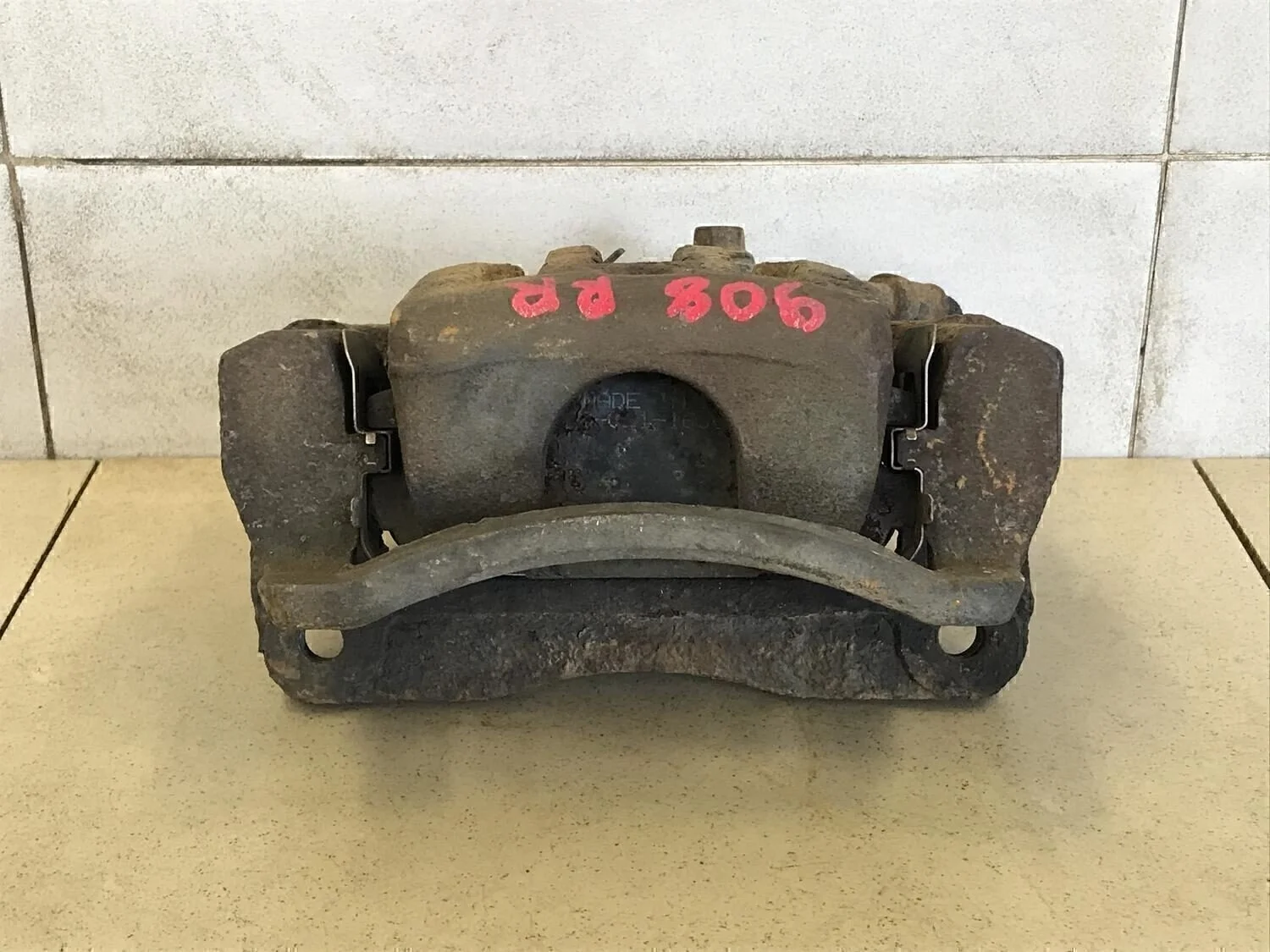 Суппорт задний правый Captiva (C100) 2006-2010