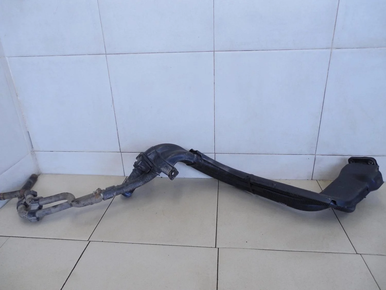 Горловина топливного бака Solaris 2010-2017