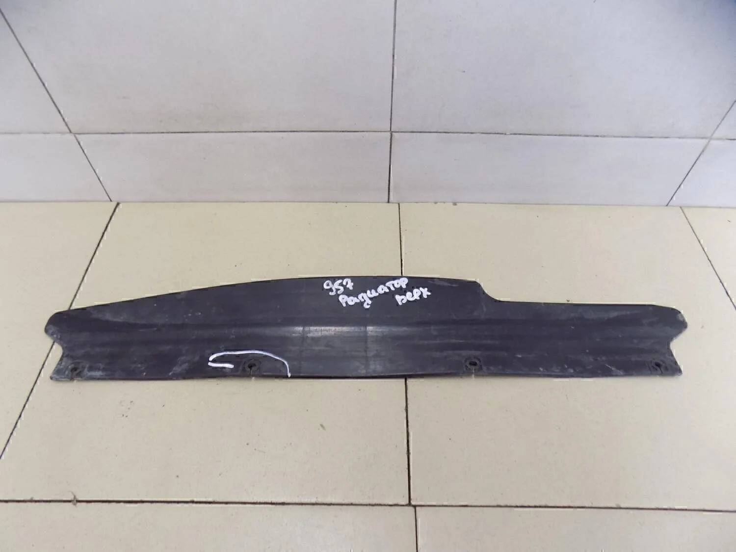 Воздуховод радиатора верхний Solaris 2010-2017