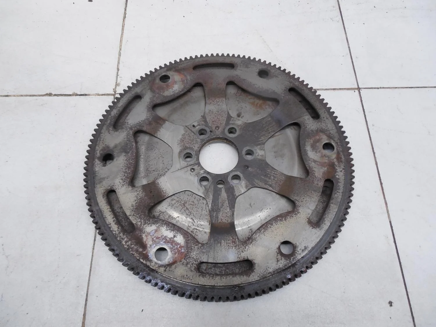 Маховик C4 2005-2011