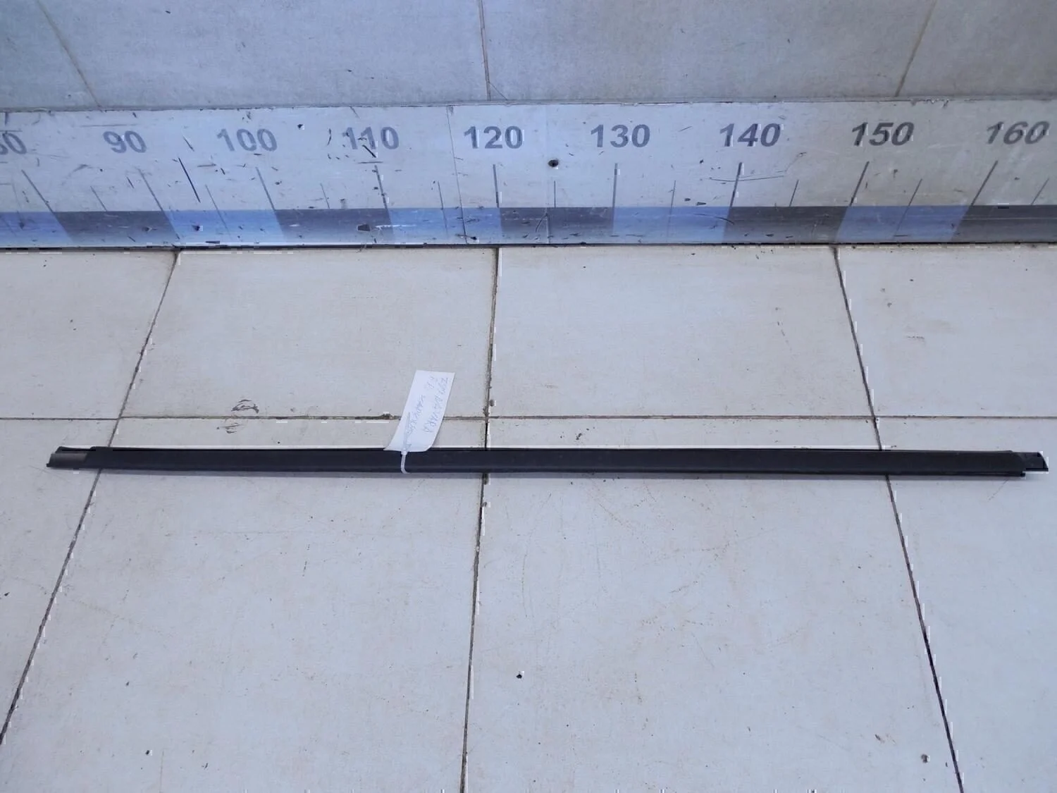 Накладка стекла переднего правого Pathfinder (R51) 2005-2014