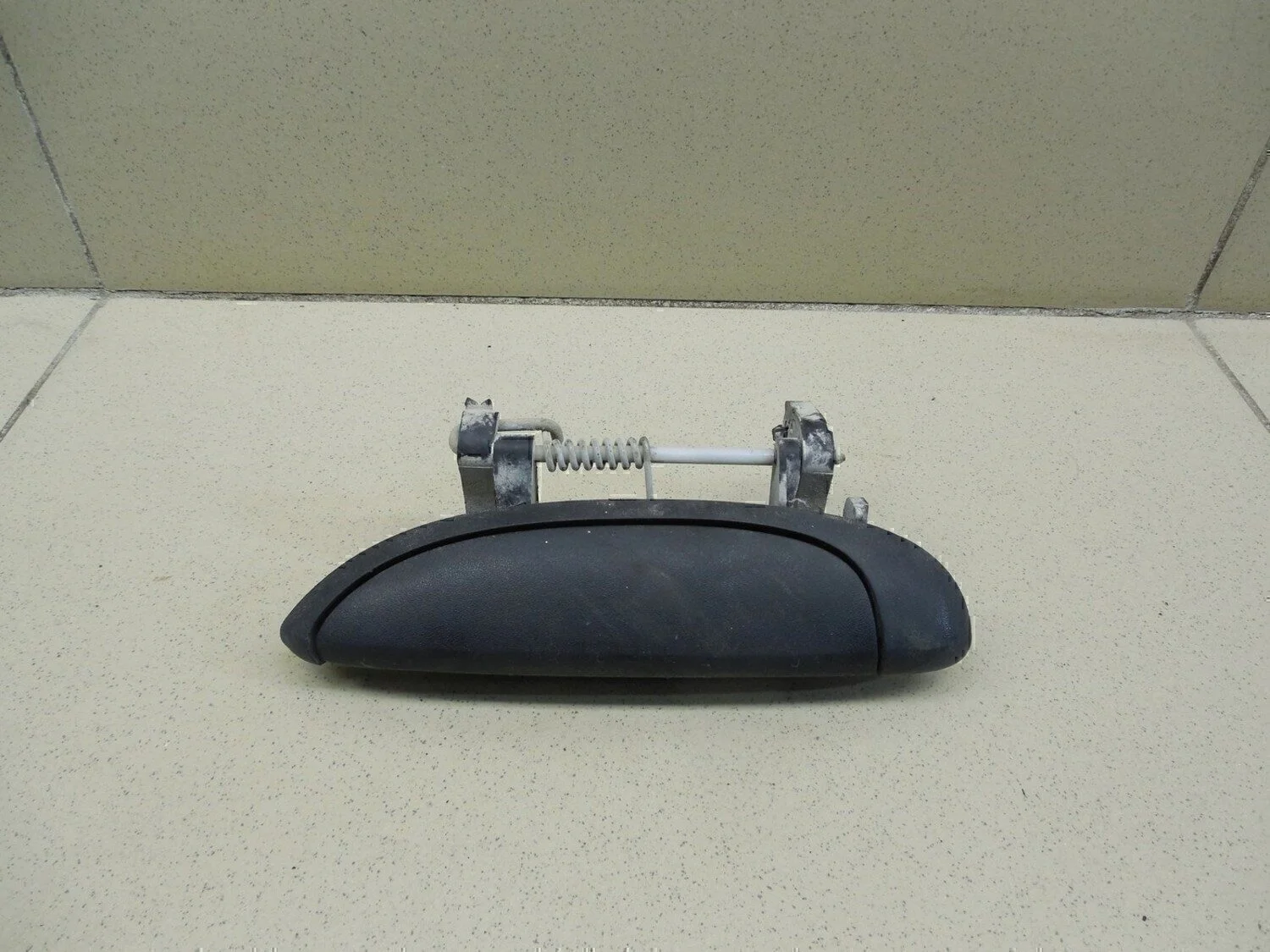 Ручка двери наружная левая Clio/Symbol 1998-2008