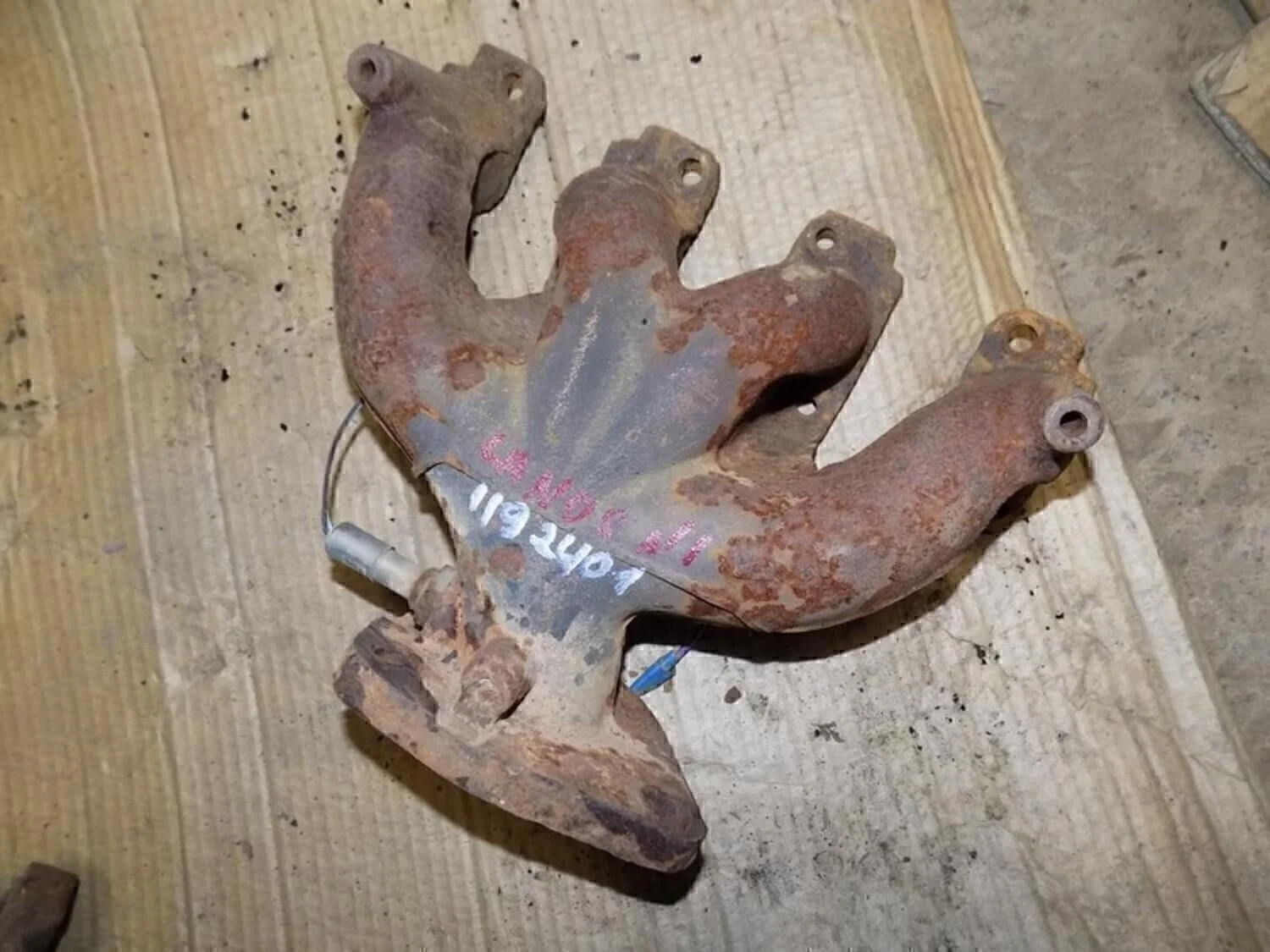 Коллектор выпускной Aveo (T200) 2003-2008