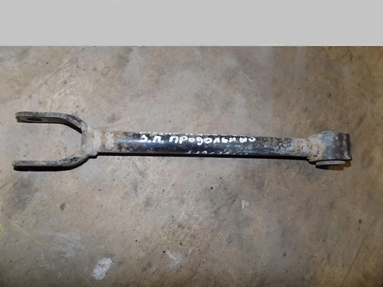 Тяга задняя продольная левая Teana J31 2006-2008