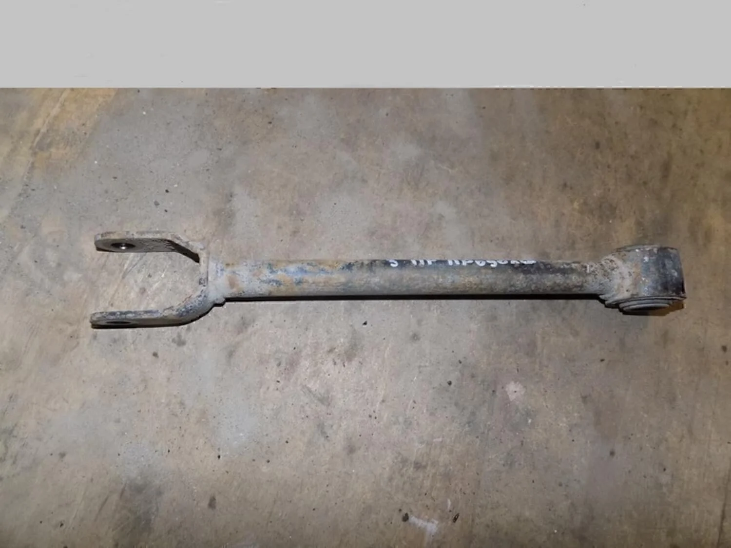 Тяга задняя продольная правая Teana J31 2006-2008