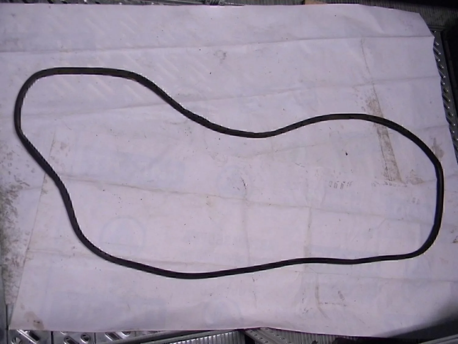 Уплотнитель (внутри) Fusion 2002-2012