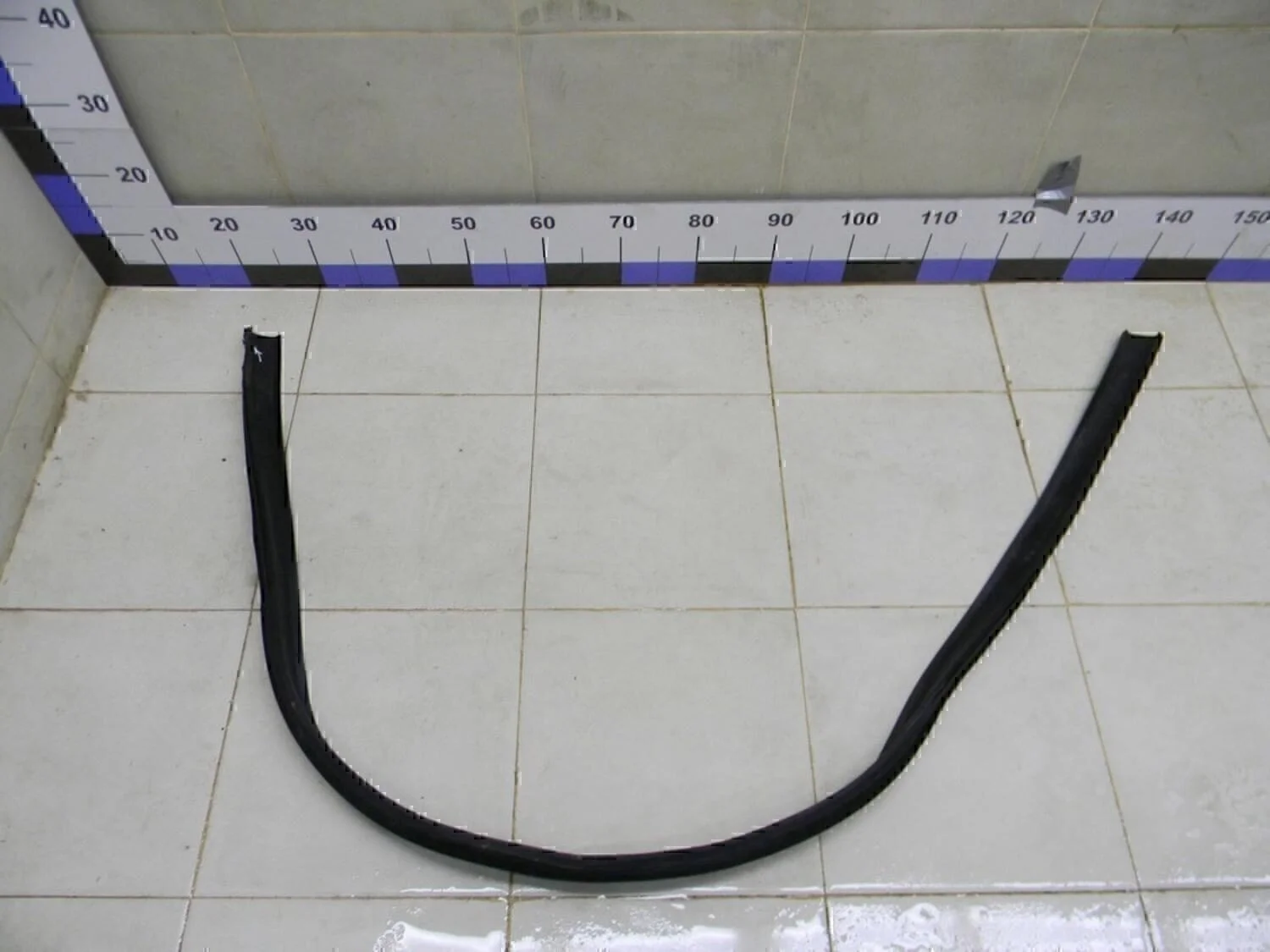 Уплотнитель (внутри) Duster 2012>