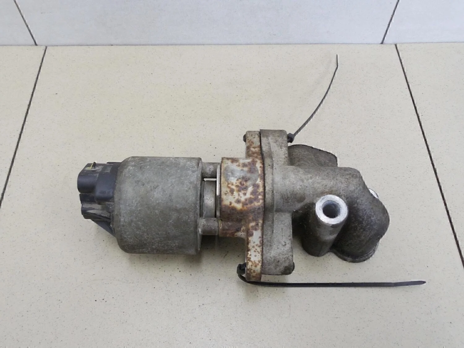 Клапан рециркуляции выхлопных газов Aveo (T200) 2003-2008