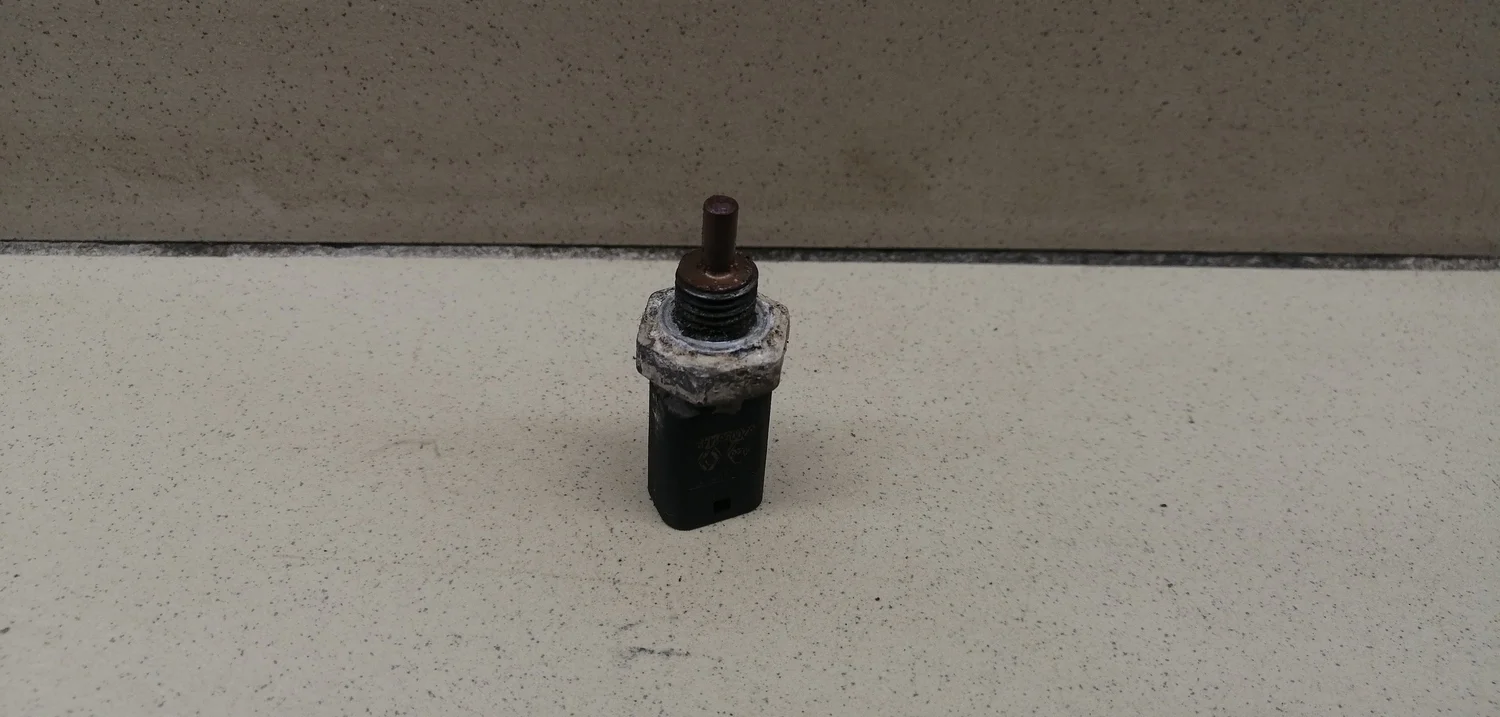 Датчик температуры Duster 2012>