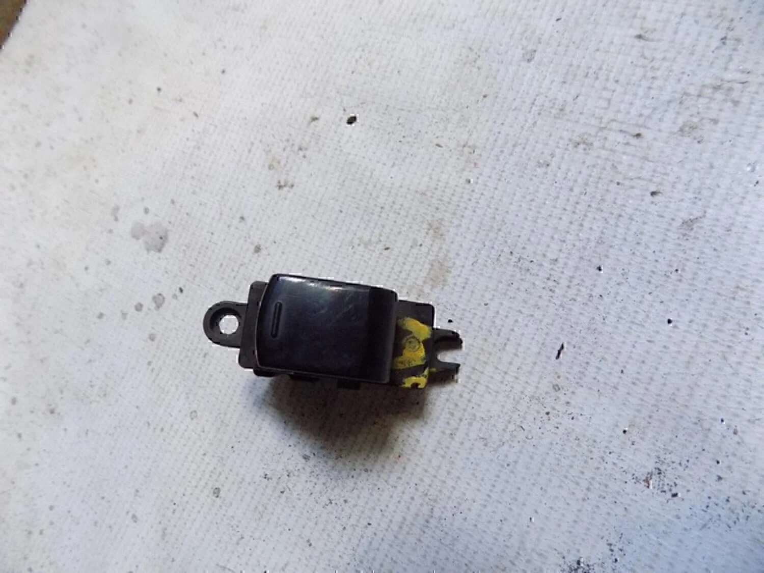 Кнопка стеклоподъемника Teana J31 2006-2008