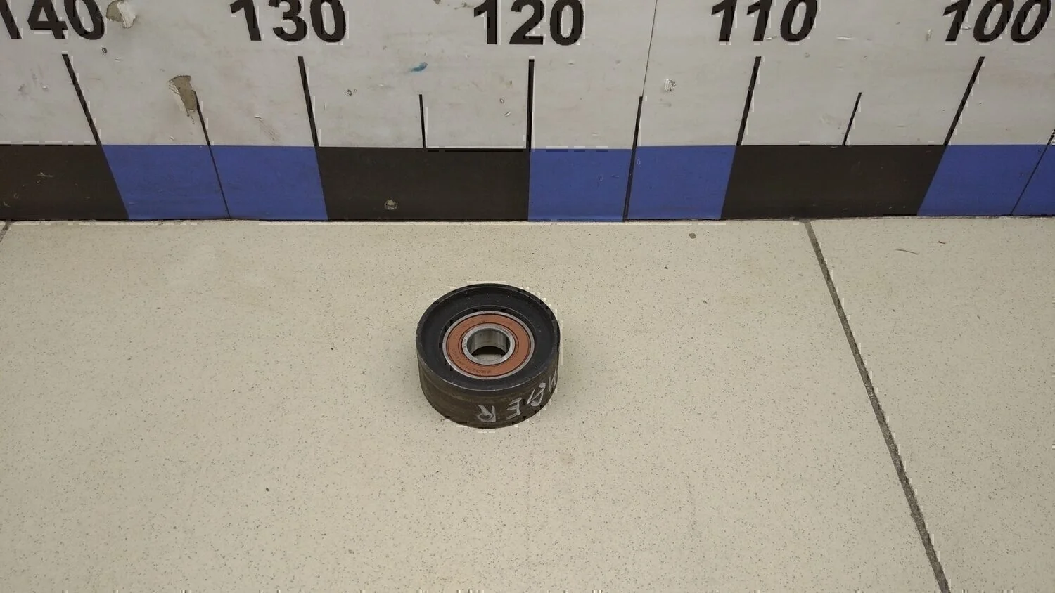 Ролик дополнительный руч. ремня Logan 2005-2014