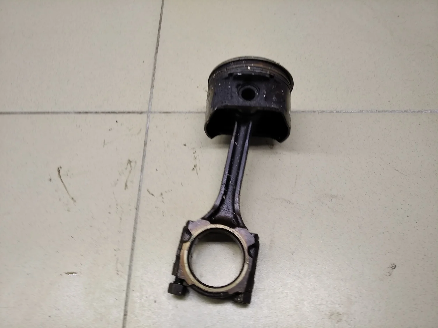 Поршень с шатуном Almera N16 2000-2006