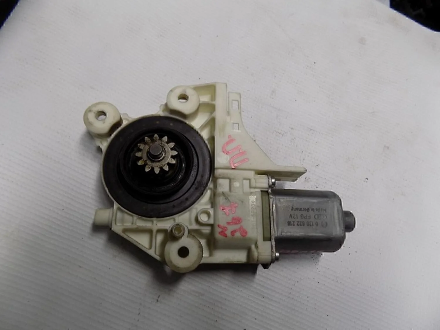 Моторчик стеклоподъемника Focus II 2005-2008