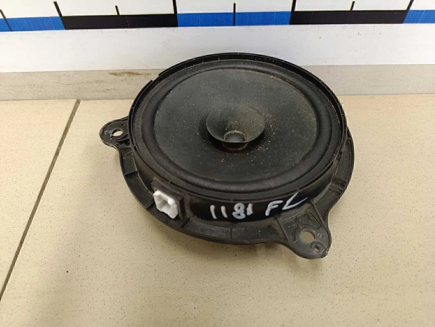 Динамик Logan II 2014>