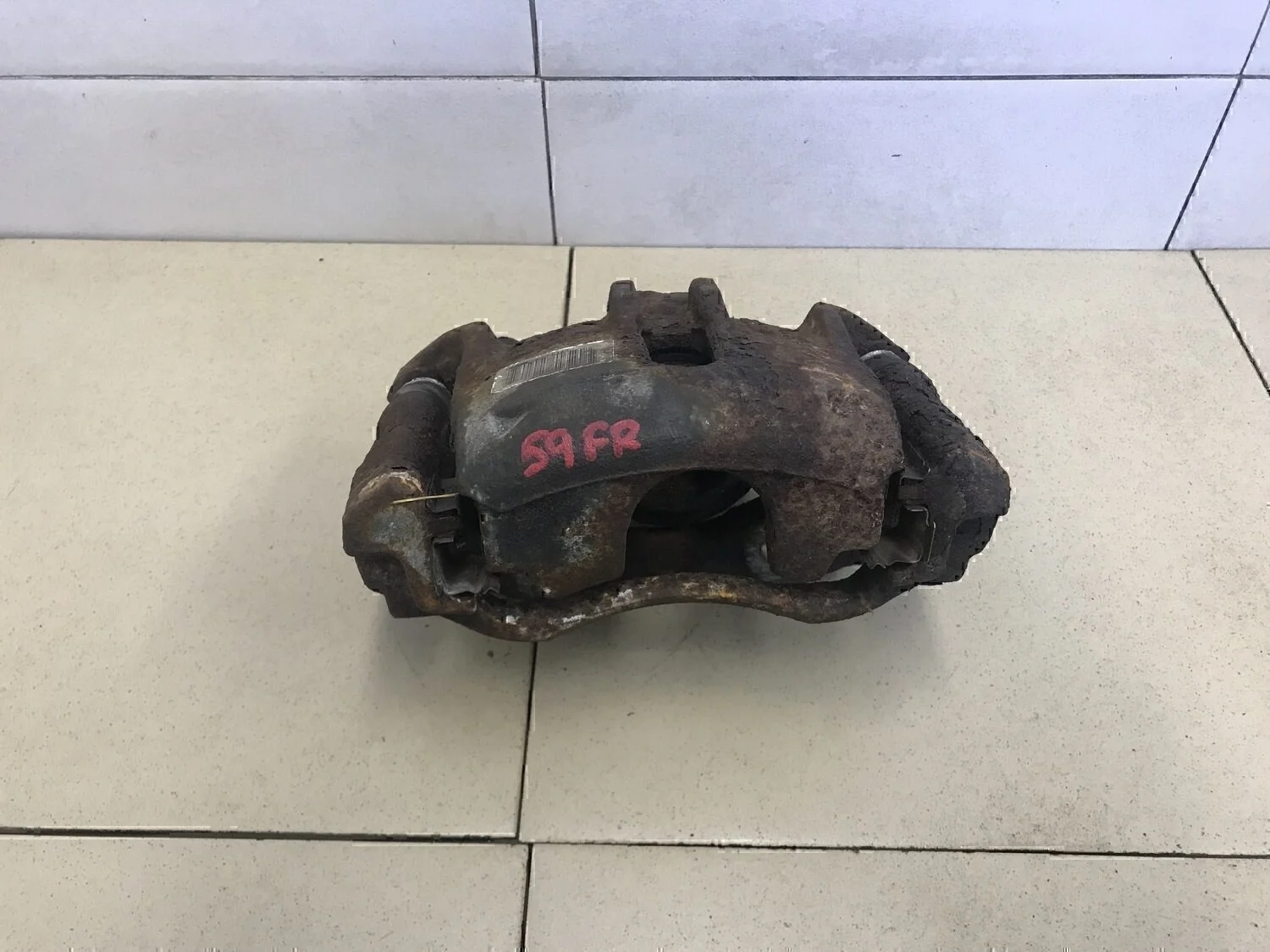 Суппорт передний правый 206 1998-2012