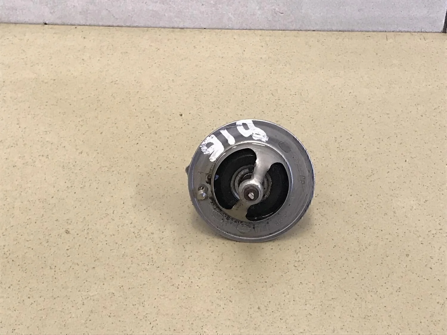 Термостат Solaris 2010-2017