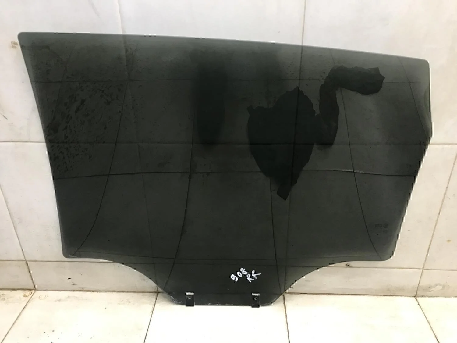 Стекло двери задней правой Captiva (C100) 2006-2010