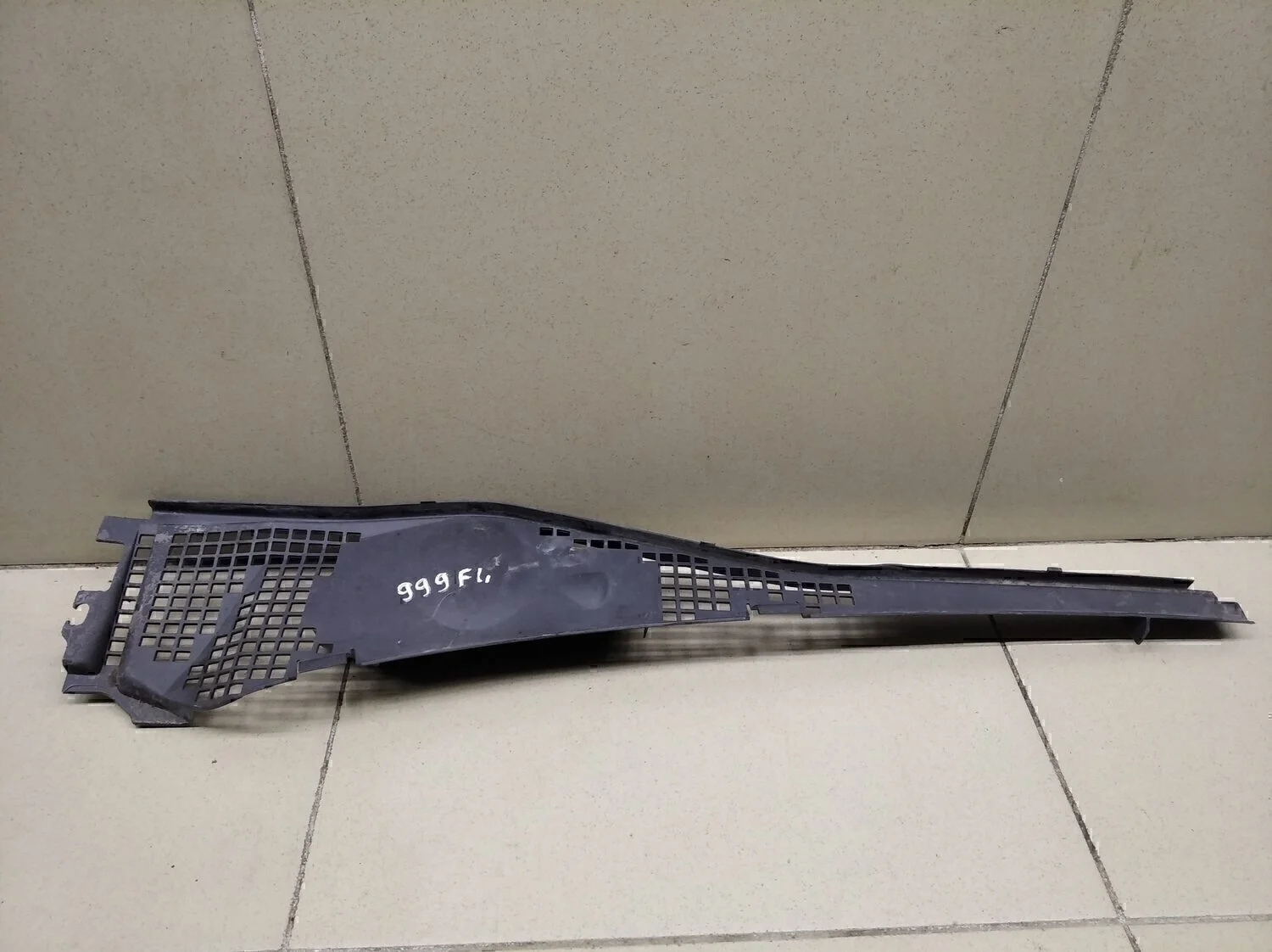 Решетка стеклооч. (планка под лобовое стекло) Duster 2012>