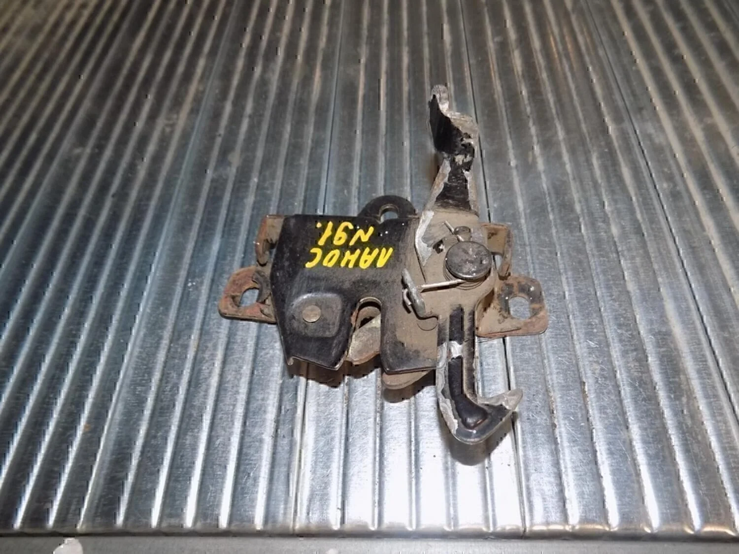 Замок капота Lanos 2004-2010