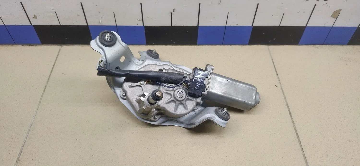 Моторчик стеклоочистителя задний Solaris 2010-2017