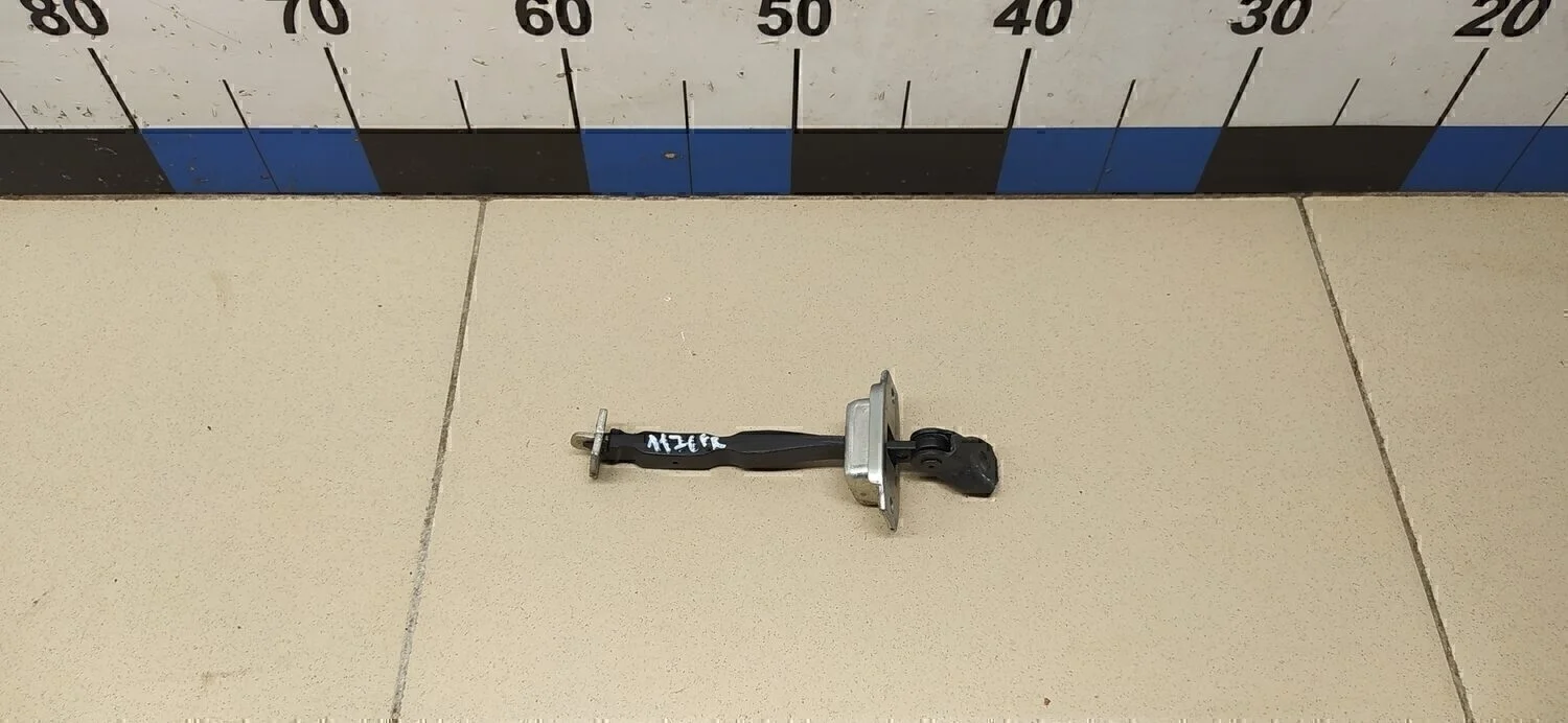 Ограничитель двери X-Trail (T32) 2014>