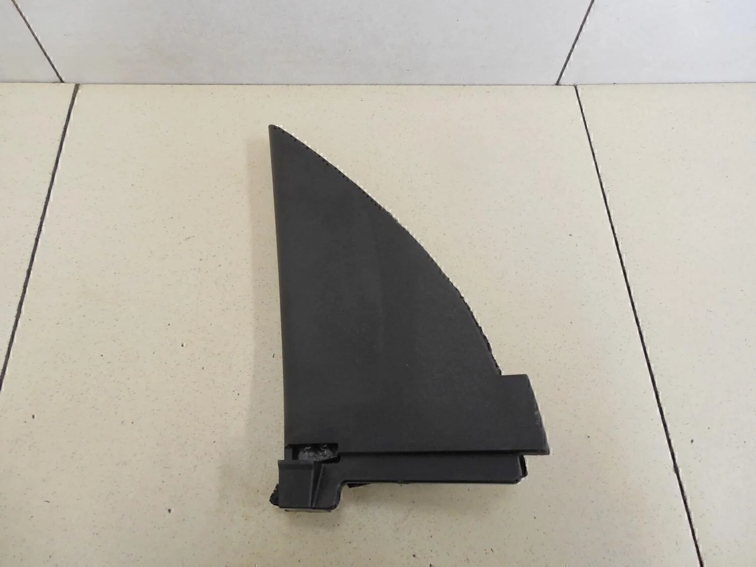 Крышка зеркала внутренняя левая X-Trail (T31) 2007-2014