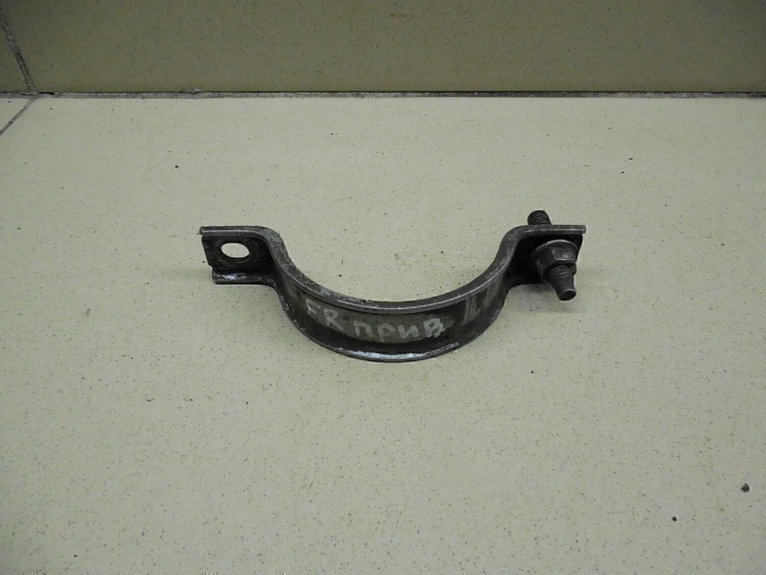 Кронштейн промежуточного вала Focus II 2005-2008