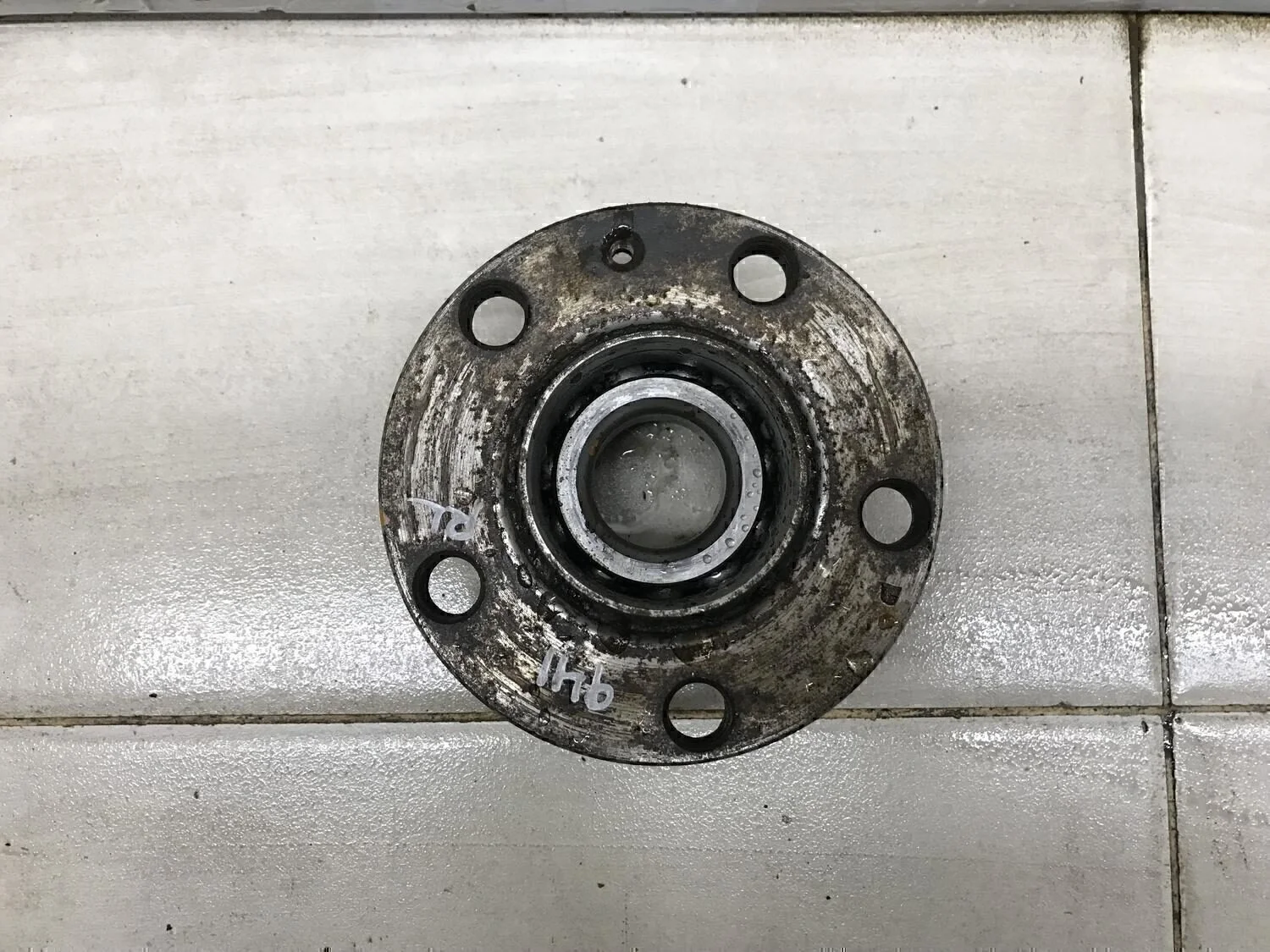 Ступица задняя A3 (8L1) 1996-2003