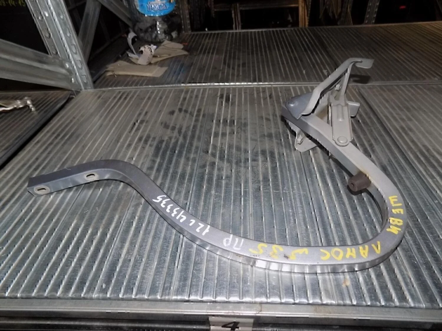 Петля крышки багажника Lanos 2004-2010