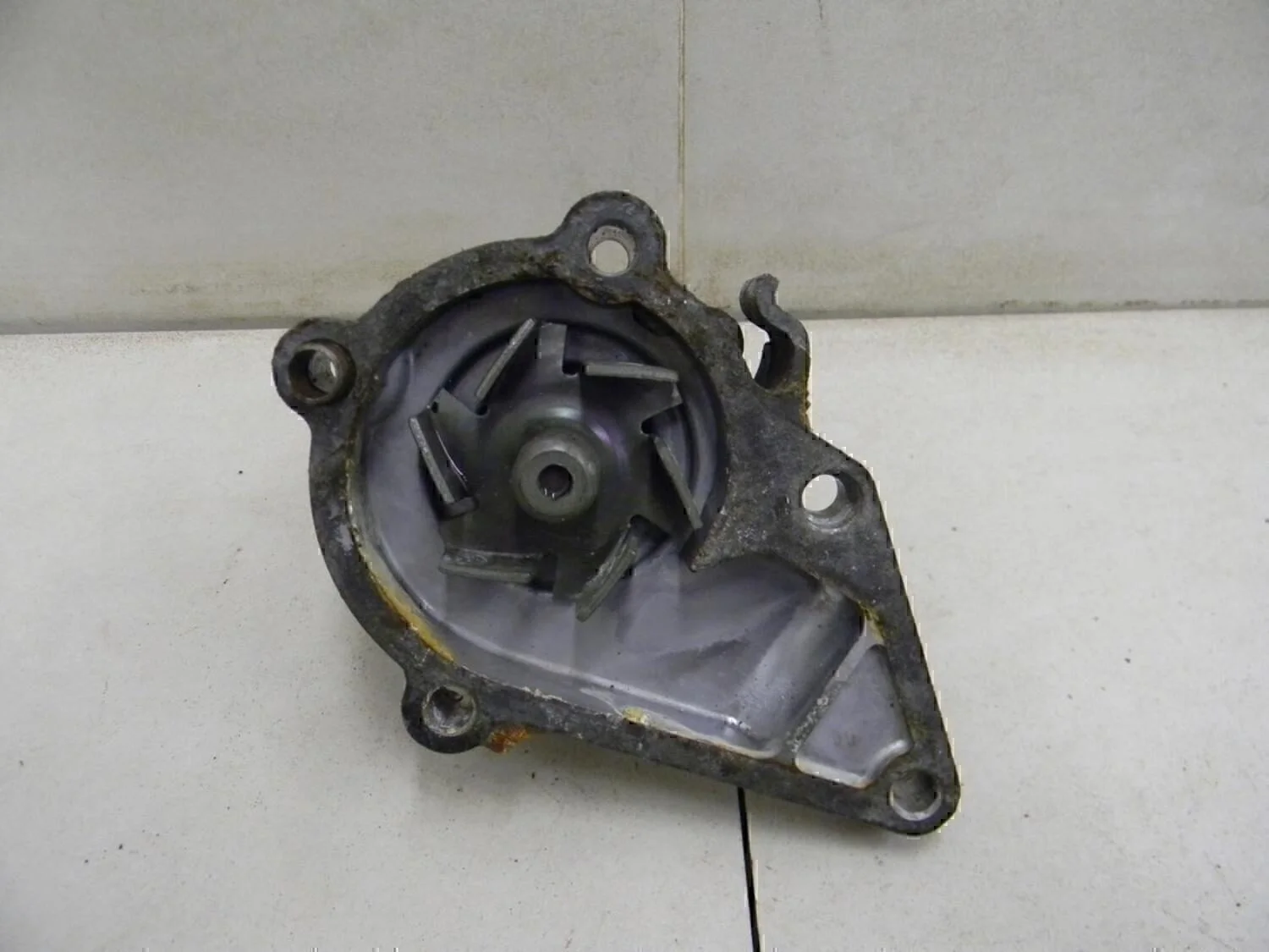 Насос водяной (помпа) Accent II (+ТАГАЗ) 2000-2012