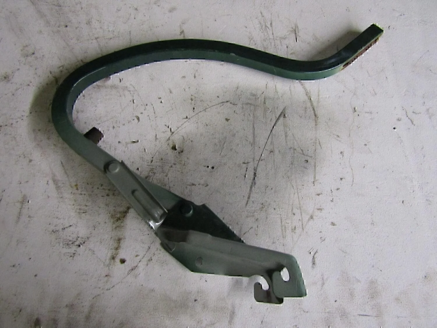 Петля крышки багажника Lanos 2004-2010