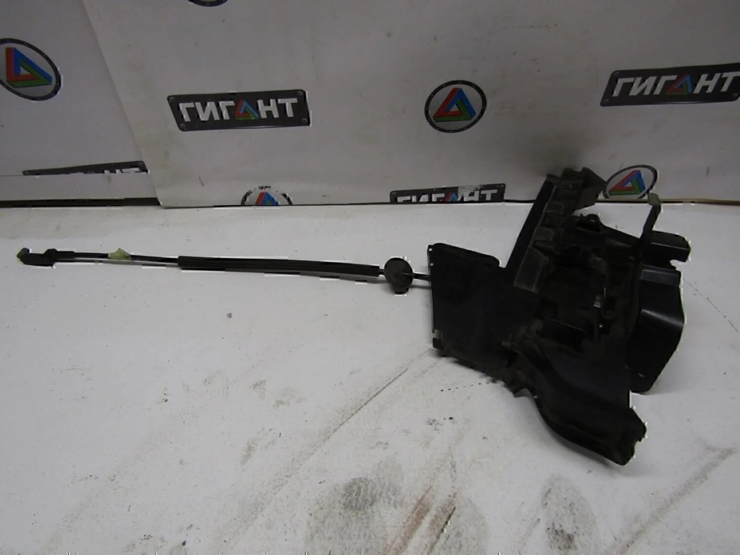 Замок двери задней правой Focus II 2005-2008